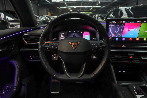 CUPRA Formentor 2.0 TSI 4DRIVE Panodak Leer 360° Memory PDC Elektr. bedienbare achterklep Stuurverwarming Navi Climate voor & achter Zwart hemelbekleding Stoelverwarming Virtual cockpit Keyless Entry & Go LM velgen