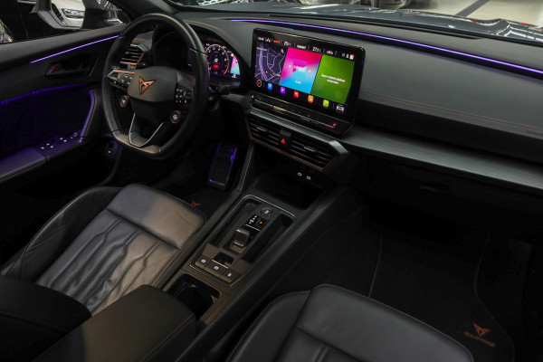 CUPRA Formentor 2.0 TSI 4DRIVE Panodak Leer 360° Memory PDC Elektr. bedienbare achterklep Stuurverwarming Navi Climate voor & achter Zwart hemelbekleding Stoelverwarming Virtual cockpit Keyless Entry & Go LM velgen