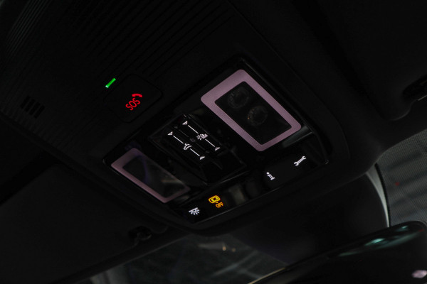 CUPRA Formentor 2.0 TSI 4DRIVE Panodak Leer 360° Memory PDC Elektr. bedienbare achterklep Stuurverwarming Navi Climate voor & achter Zwart hemelbekleding Stoelverwarming Virtual cockpit Keyless Entry & Go LM velgen