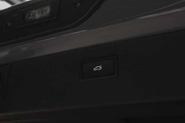 CUPRA Formentor 2.0 TSI 4DRIVE Panodak Leer 360° Memory PDC Elektr. bedienbare achterklep Stuurverwarming Navi Climate voor & achter Zwart hemelbekleding Stoelverwarming Virtual cockpit Keyless Entry & Go LM velgen