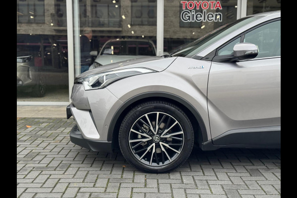 Toyota C-HR 1.8 Hybrid Executive | Stoelverwarming, Navigatie, Keyless, Leer/Stof, 18 Inch