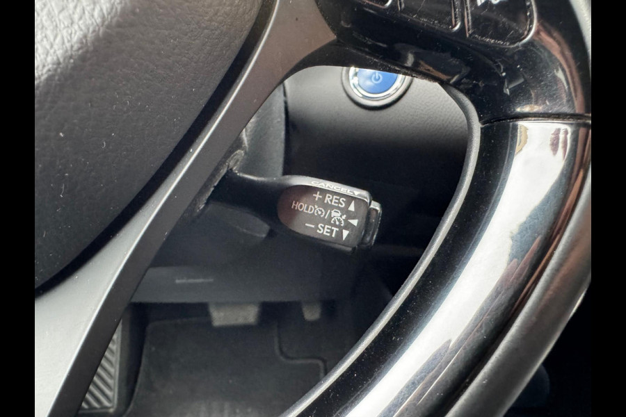 Toyota C-HR 1.8 Hybrid Executive | Stoelverwarming, Navigatie, Keyless, Leer/Stof, 18 Inch