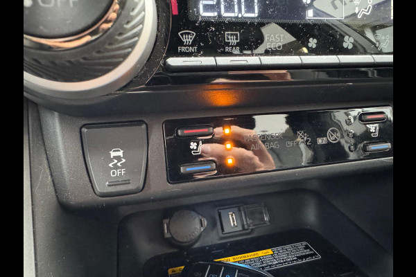 Toyota RAV4 2.5 Plug-in Hybrid AWD Bi-Tone Plus | Head up display, JBL, Leer, Geheugenfunctie, 360 camera, Stuurverwarming, Blind Spot