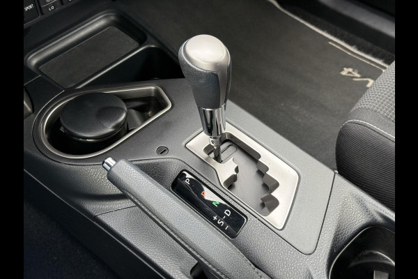 Toyota RAV4 2.5 Hybrid AWD Style | Navigatie, Stoel + Stuurverwarming, Parkeersensoren, Keyless, 18 inch, 1.650KG Trekgewicht, 4X4