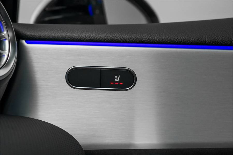 Mercedes-Benz A-Klasse AMG 35 4MATIC Night Pano 360° Nieuwstaat