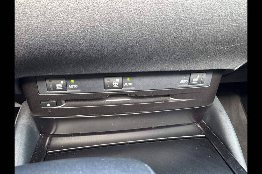 Lexus ES 300h Business Line | Schuifdak, Groot scherm, Stoel + Stuurverwarming, Dodehoekherkenning, Parkeersensoren, CarPlay