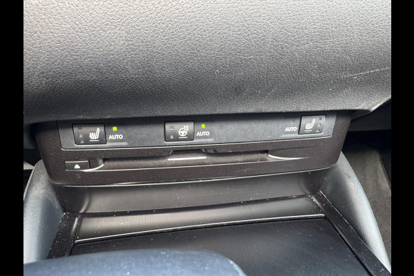 Lexus ES 300h Business Line | Schuifdak, Groot scherm, Stoel + Stuurverwarming, Dodehoekherkenning, Parkeersensoren, CarPlay