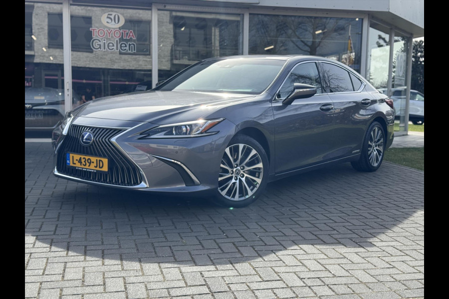 Lexus ES 300h Business Line | Schuifdak, Groot scherm, Stoel + Stuurverwarming, Dodehoekherkenning, Parkeersensoren, CarPlay