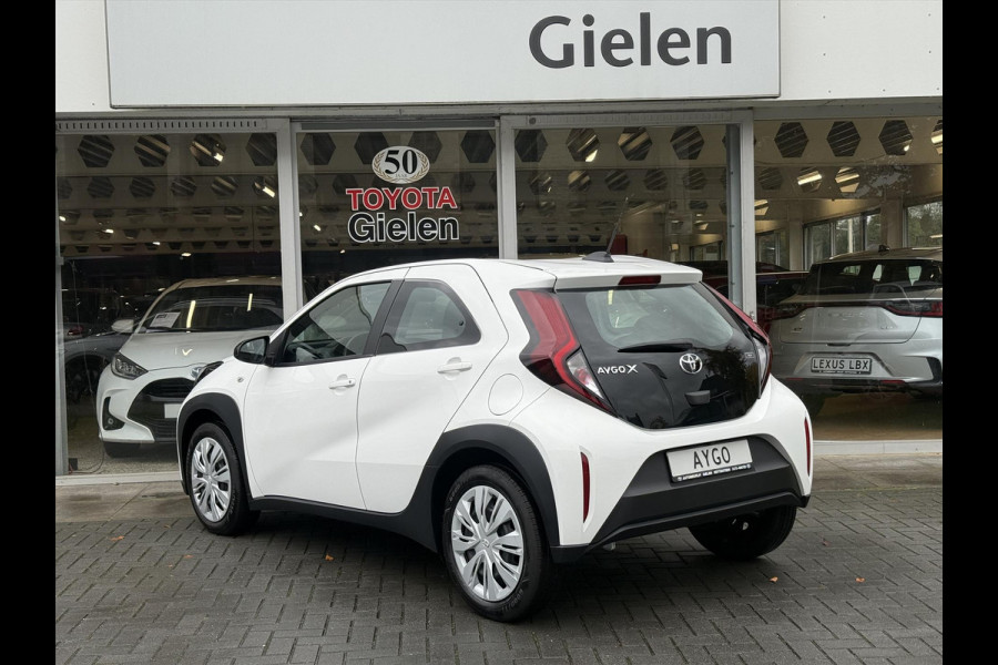 Toyota Aygo X 1.0 VVT-i MT Play | Eerste eigenaar, Apple CarPlay/Android Auto, Parkeercamera, Airconditioning, BTW Auto