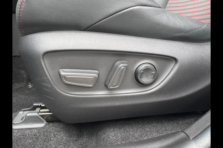 Toyota RAV4 2.5 Plug-in Hybrid AWD Bi-Tone Plus | Trekhaak, Head up display, JBL, Leer, Geheugenfunctie, 360 camera, Stoel+stuurverwarming,