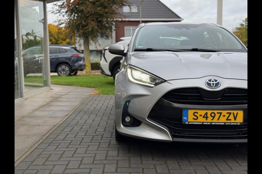 Toyota Yaris 1.5 Hybrid Dynamic | 16 inch, LED, Apple CarPlay/Android Auto, parkeercamera, Climate control, Adaptive cruise control
