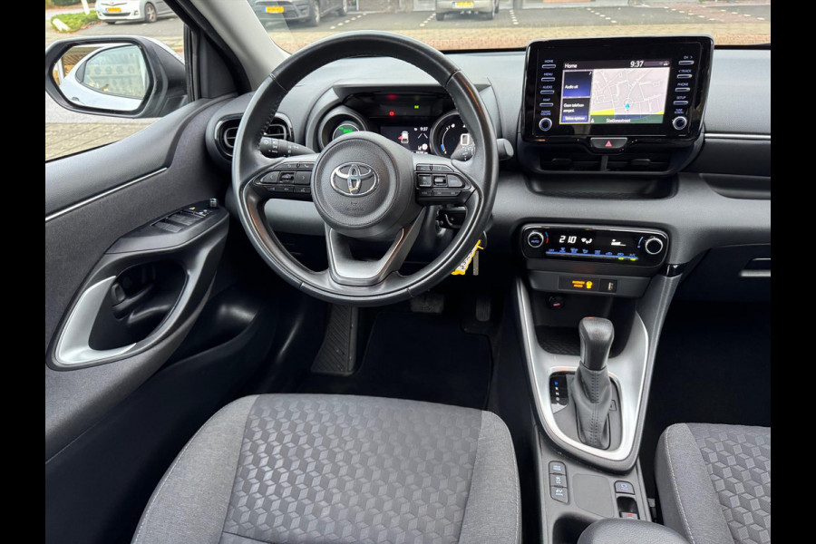 Toyota Yaris 1.5 Hybrid Dynamic | 16 inch, LED, Apple CarPlay/Android Auto, parkeercamera, Climate control, Adaptive cruise control