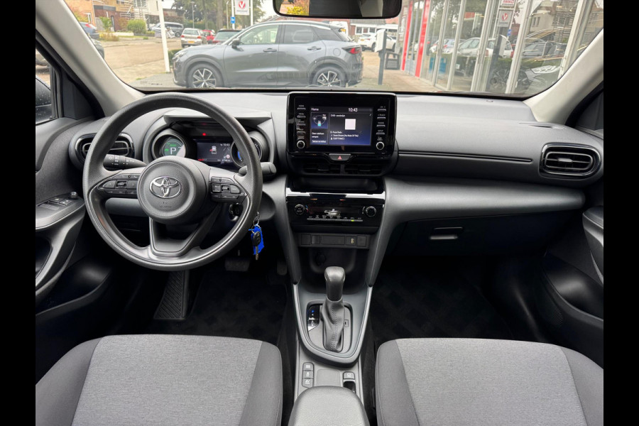 Toyota Yaris Cross 1.5 Hybrid Active Plus | 17 inch Lichtmetalen velgen, Apple CarPlay/Android Auto, Parkeercamera, Adaptive cruise control