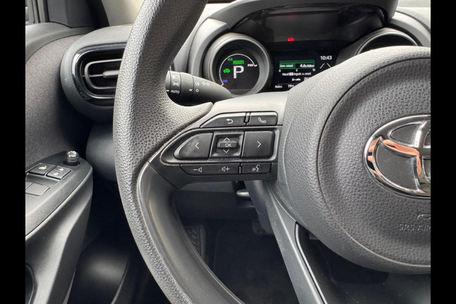 Toyota Yaris Cross 1.5 Hybrid Active Plus | 17 inch Lichtmetalen velgen, Apple CarPlay/Android Auto, Parkeercamera, Adaptive cruise control