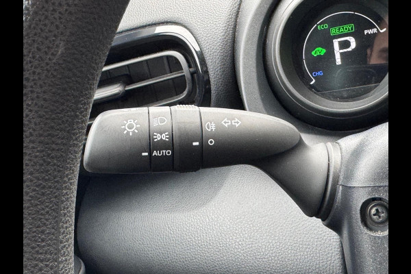 Toyota Yaris Cross 1.5 Hybrid Active Plus | 17 inch Lichtmetalen velgen, Apple CarPlay/Android Auto, Parkeercamera, Adaptive cruise control