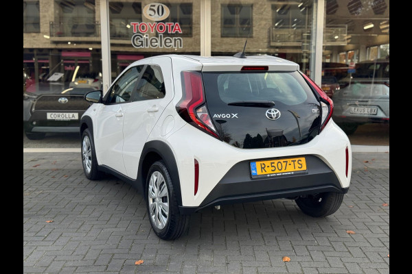 Toyota Aygo X 1.0 VVT-i MT Play | Eerste eigenaar, Apple CarPlay/Android auto, Airco, Parkeercamera, Adaptive cruise control
