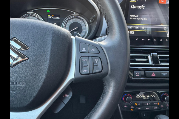 Suzuki S-Cross 1.5 Hybrid Automaat Style | Panoramadak, 360 Camera, Dodehoekherkenning, Parkeersensoren, Stoelverwarming, Keyless