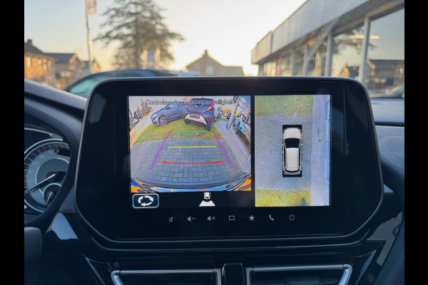 Suzuki S-Cross 1.5 Hybrid Automaat Style | Panoramadak, 360 Camera, Dodehoekherkenning, Parkeersensoren, Stoelverwarming, Keyless
