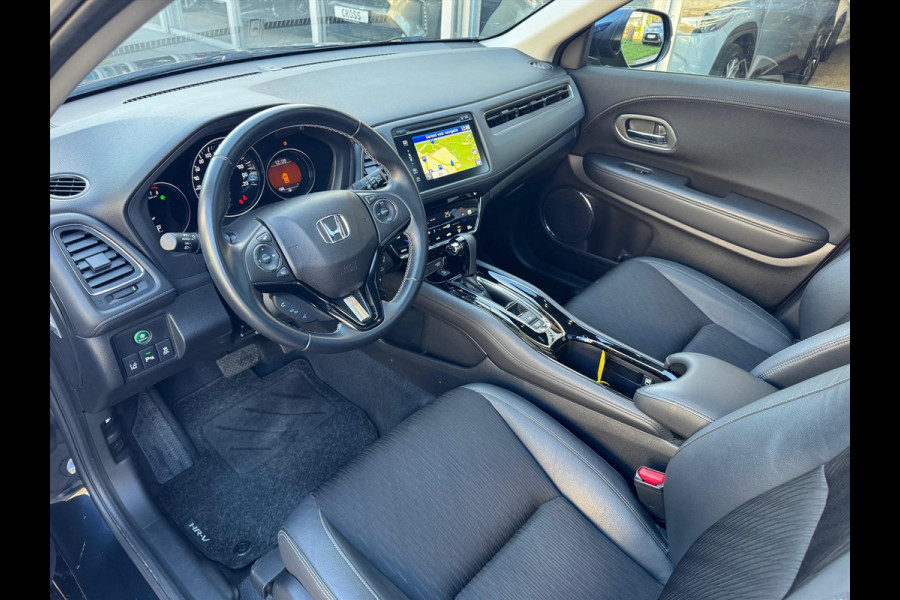 Honda HR-V 1.5 i-VTEC CVT Executive | Eerste eigenaar, Trekhaak, Panoramadak, LED, Stoelverwarming, DAB, Parkeersensoren
