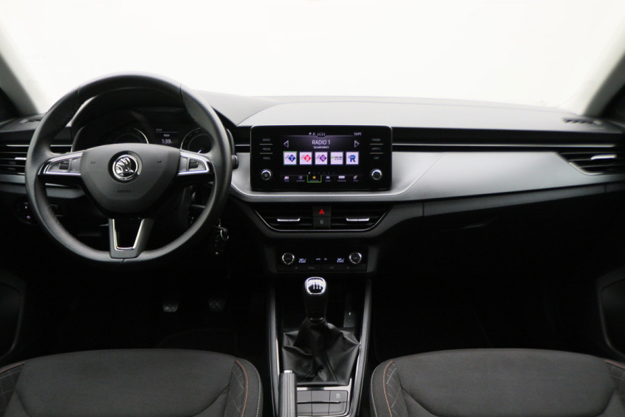 Škoda SCALA 1.0 TSI Ambition Climate, Apple Carplay, LED, Lane Assist, PDC