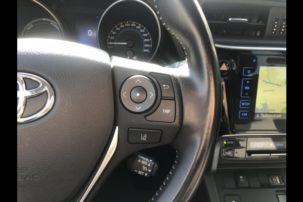 Toyota Auris Touring Sports 1.8 Hybrid Black Edition Go | Trekhaak, Parkeersensoren, Navigatie, Keyless, Safety Sense, Camera