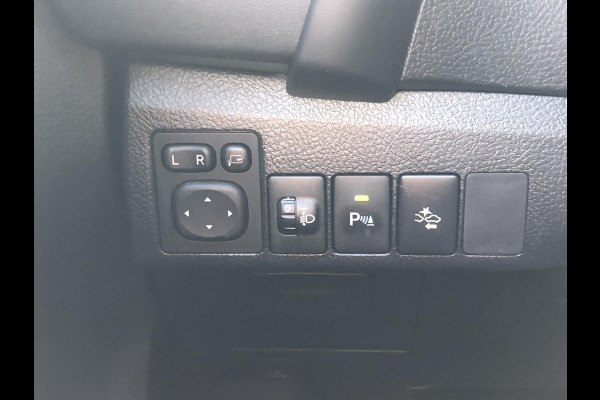 Toyota Auris Touring Sports 1.8 Hybrid Black Edition Go | Trekhaak, Parkeersensoren, Navigatie, Keyless, Safety Sense, Camera