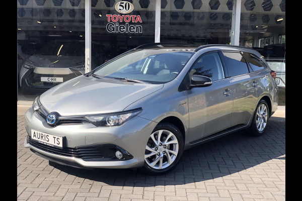 Toyota Auris Touring Sports 1.8 Hybrid Black Edition Go | Trekhaak, Parkeersensoren, Navigatie, Keyless, Safety Sense, Camera