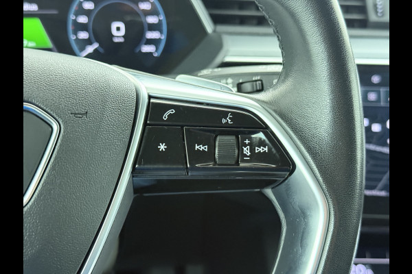 Audi e-tron 55 Quattro 95kWh Leer Trekhaak Navi Ecc Cruise Control Pdc Edition SOH 93% Elek.Achterklep Stoelverwarming Lmv 20" Led DAB 1e Eigenaar Origineel Nederlandse Auto 664Nm koppel 1800kg trekvermogen