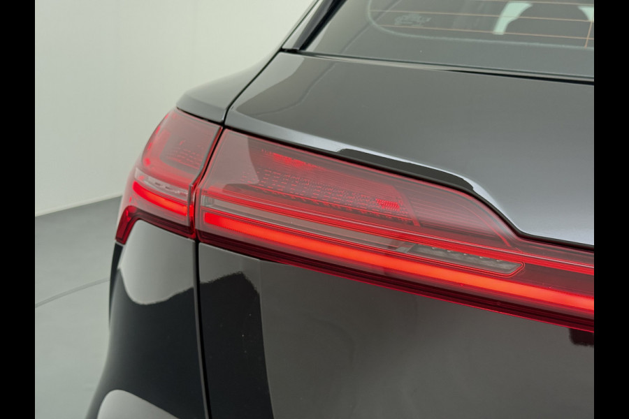 Audi e-tron 55 Quattro 95kWh Leer Trekhaak Navi Ecc Cruise Control Pdc Edition SOH 93% Elek.Achterklep Stoelverwarming Lmv 20" Led DAB 1e Eigenaar Origineel Nederlandse Auto 664Nm koppel 1800kg trekvermogen