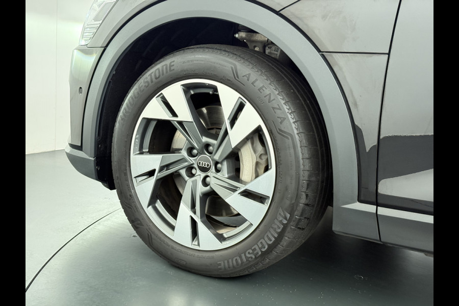Audi e-tron 55 Quattro 95kWh Leer Trekhaak Navi Ecc Cruise Control Pdc Edition SOH 93% Elek.Achterklep Stoelverwarming Lmv 20" Led DAB 1e Eigenaar Origineel Nederlandse Auto 664Nm koppel 1800kg trekvermogen