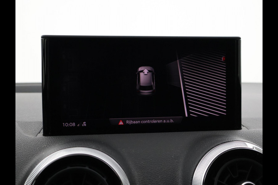 Audi Q2 35 TFSI 1.5T 4-CIL. 150 PK + DIGITALE COCKPIT TREKHAAK | CAMERA | CARPLAY | 18 INCH
