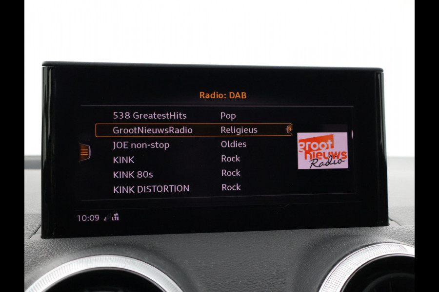 Audi Q2 35 TFSI 1.5T 4-CIL. 150 PK + DIGITALE COCKPIT TREKHAAK | CAMERA | CARPLAY | 18 INCH