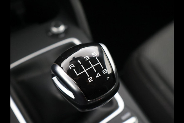 Audi Q2 35 TFSI 1.5T 4-CIL. 150 PK + DIGITALE COCKPIT TREKHAAK | CAMERA | CARPLAY | 18 INCH