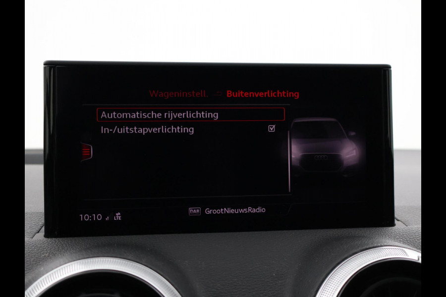 Audi Q2 35 TFSI 1.5T 4-CIL. 150 PK + DIGITALE COCKPIT TREKHAAK | CAMERA | CARPLAY | 18 INCH