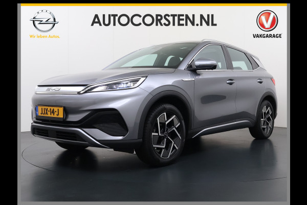 BYD ATTO 3 62kWh Design SOH 98% Pano-dak Leer+Elektr.Verst. Warmtepomp Adaptieve Cruise 360°Camera Apple Carplay Android Auto Elektr.Achter Verkeersbord detectie WiFi DAB Led Rijstrooksensor Keyless Smartphone Entry Fabrieksgarantie tot 13-12-2028/150.000km Garantie op de LFP Accu tot 12-12-2030/200.000km €44.000,- Nieuw!