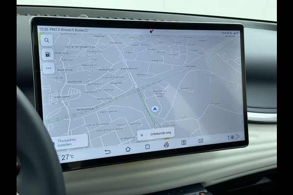 BYD ATTO 3 62kWh Design SOH 98% Pano-dak Leer+Elektr.Verst. Warmtepomp Adaptieve Cruise 360°Camera Apple Carplay Android Auto Elektr.Achter Verkeersbord detectie WiFi DAB Led Rijstrooksensor Keyless Smartphone Entry Fabrieksgarantie tot 13-12-2028/150.000km Garantie op de LFP Accu tot 12-12-2030/200.000km €44.000,- Nieuw!