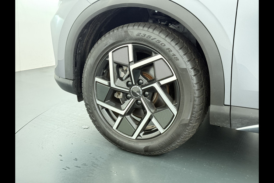 BYD ATTO 3 62kWh Design SOH 98% Pano-dak Leer+Elektr.Verst. Warmtepomp Adaptieve Cruise 360°Camera Apple Carplay Android Auto Elektr.Achter Verkeersbord detectie WiFi DAB Led Rijstrooksensor Keyless Smartphone Entry Fabrieksgarantie tot 13-12-2028/150.000km Garantie op de LFP Accu tot 12-12-2030/200.000km €44.000,- Nieuw!