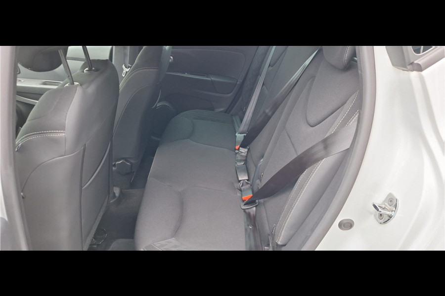 Renault Clio 0.9 TCE LIMITED / NAVIGATIE / Airco / BLEUTOOTH