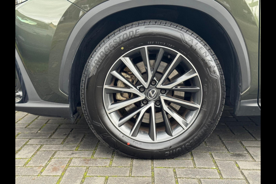 Lexus NX 450h+ AWD Executive Line | Head up display, Stoelventilatie, Geheugenfunctie, 360 Camera, 18 inch, Dodehoekherkenning