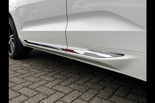 Volvo XC60 T8 AWD 408PK Plug-in Hybrid Inscription | ACC | BLIS | Trekhaak | 21" | Leer | Polestar |