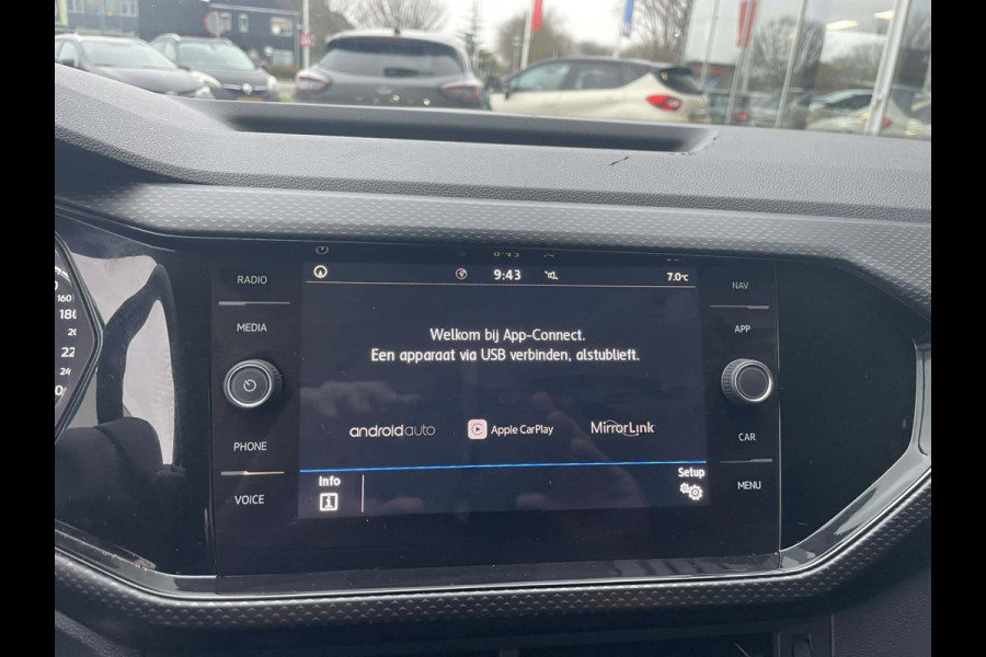 Volkswagen T-Cross 1.0 TSI Life / CarPlay