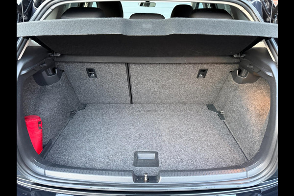 Volkswagen Polo 1.0 TSI Highline DSG LED ACC Carplay Camera