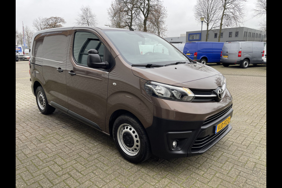 Toyota ProAce Compact 2.0 D-4D 122pk automaat Navigator L1H1 / vaste prijs rijklaar € 16.950 ex btw / lease vanaf € 285 / bruin metallic / euro 6 diesel / bpm vrij / airco / cruise / navi / trekhaak / pdc !