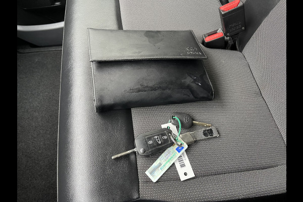 Toyota ProAce Compact 2.0 D-4D 122pk automaat Navigator L1H1 / vaste prijs rijklaar € 16.950 ex btw / lease vanaf € 285 / bruin metallic / euro 6 diesel / bpm vrij / airco / cruise / navi / trekhaak / pdc !