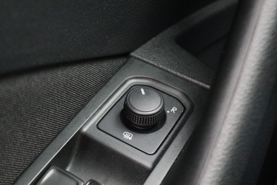 Škoda SCALA 1.0 TSI Ambition Climate, Apple Carplay, LED, Lane Assist, PDC