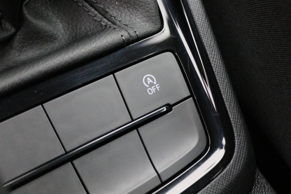 Škoda SCALA 1.0 TSI Ambition Climate, Apple Carplay, LED, Lane Assist, PDC