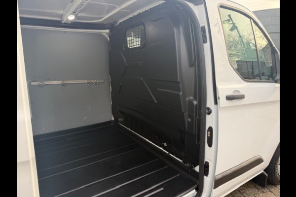 Ford Transit Custom 300 2.0 TDCI L2H1 Trend AIRCO I PDC I 3-ZITS I 1e EIGENAAR I COMPLETE ONDERHOUDSHISTORIE