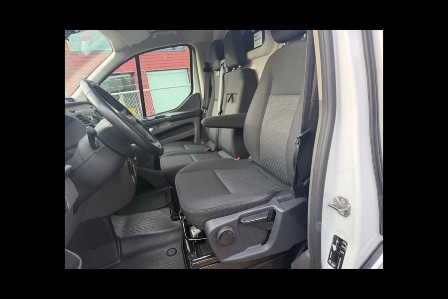 Ford Transit Custom 300 2.0 TDCI L2H1 Trend AIRCO I PDC I 3-ZITS I 1e EIGENAAR I COMPLETE ONDERHOUDSHISTORIE