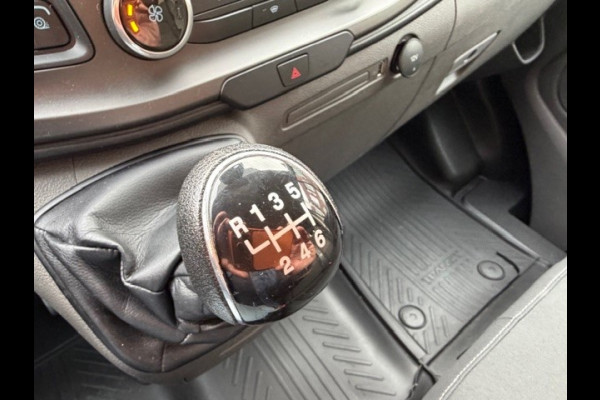 Ford Transit Custom 300 2.0 TDCI L2H1 Trend AIRCO I PDC I 3-ZITS I 1e EIGENAAR I COMPLETE ONDERHOUDSHISTORIE