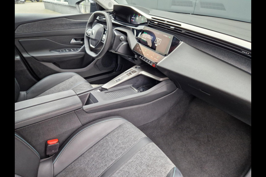Peugeot 408 1.2 Allure 130PK EAT8 /Adap. Cruise /1e eigenaar